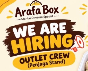 Loker Outlet crew