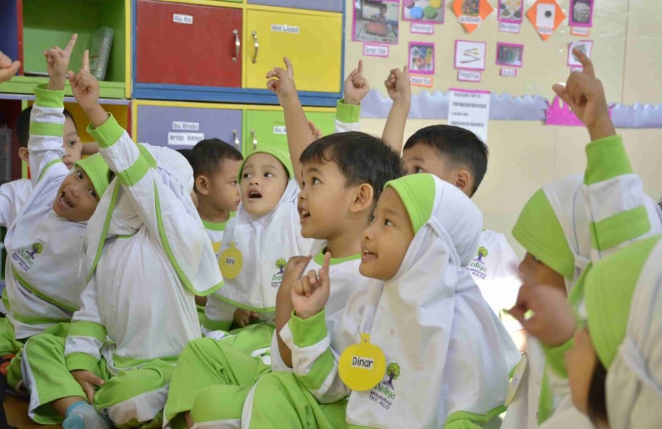 Loker EDUCATOR